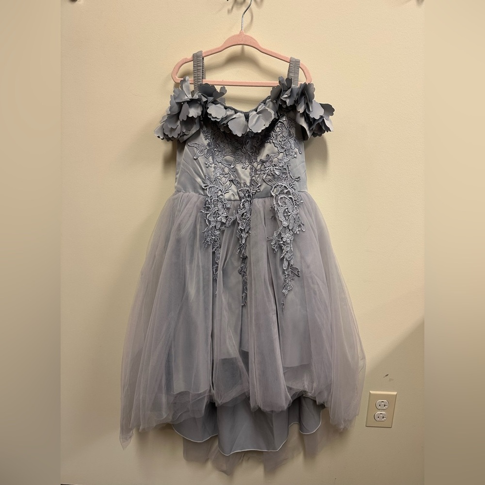 Belle Gown - Elegant Gray Floral Dress